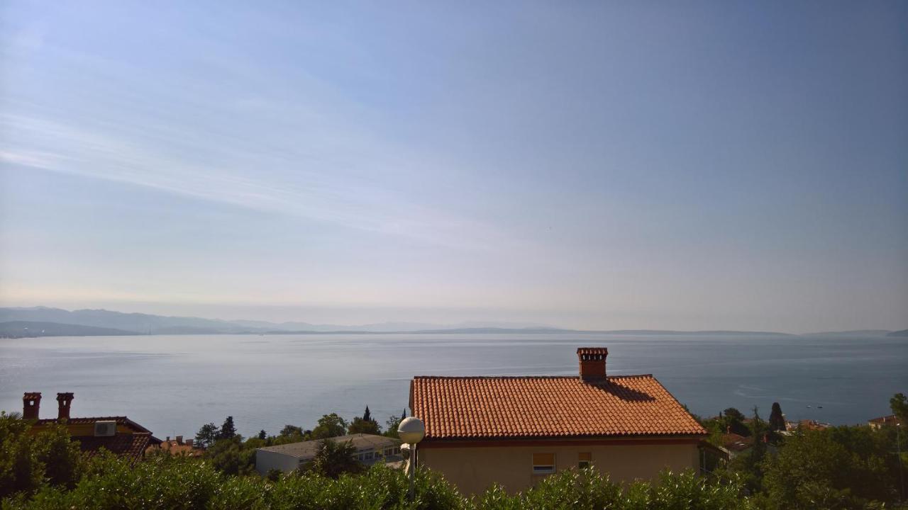 Apartment Nives Opatija Eksteriør bilde