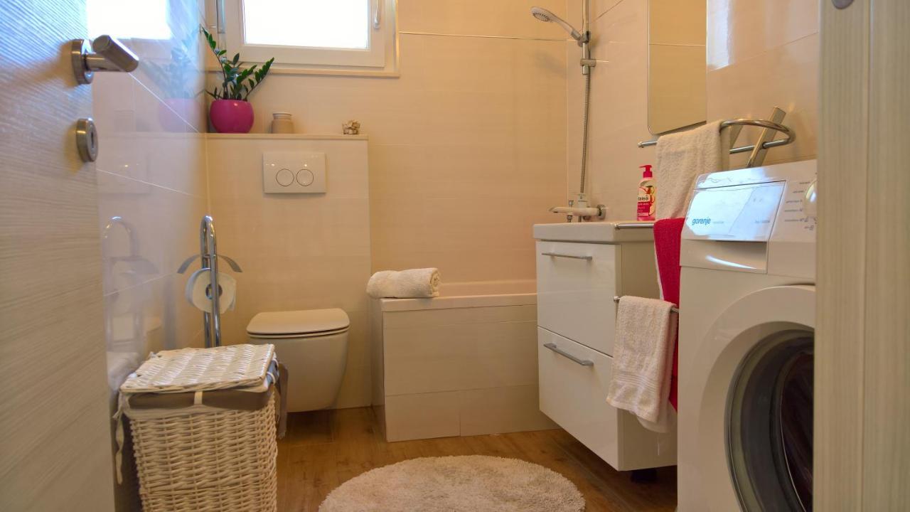 Apartment Nives Opatija Eksteriør bilde